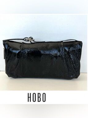 HOBO International Black Patent Leather Top Handle Full Zipper Wristlet Wallet